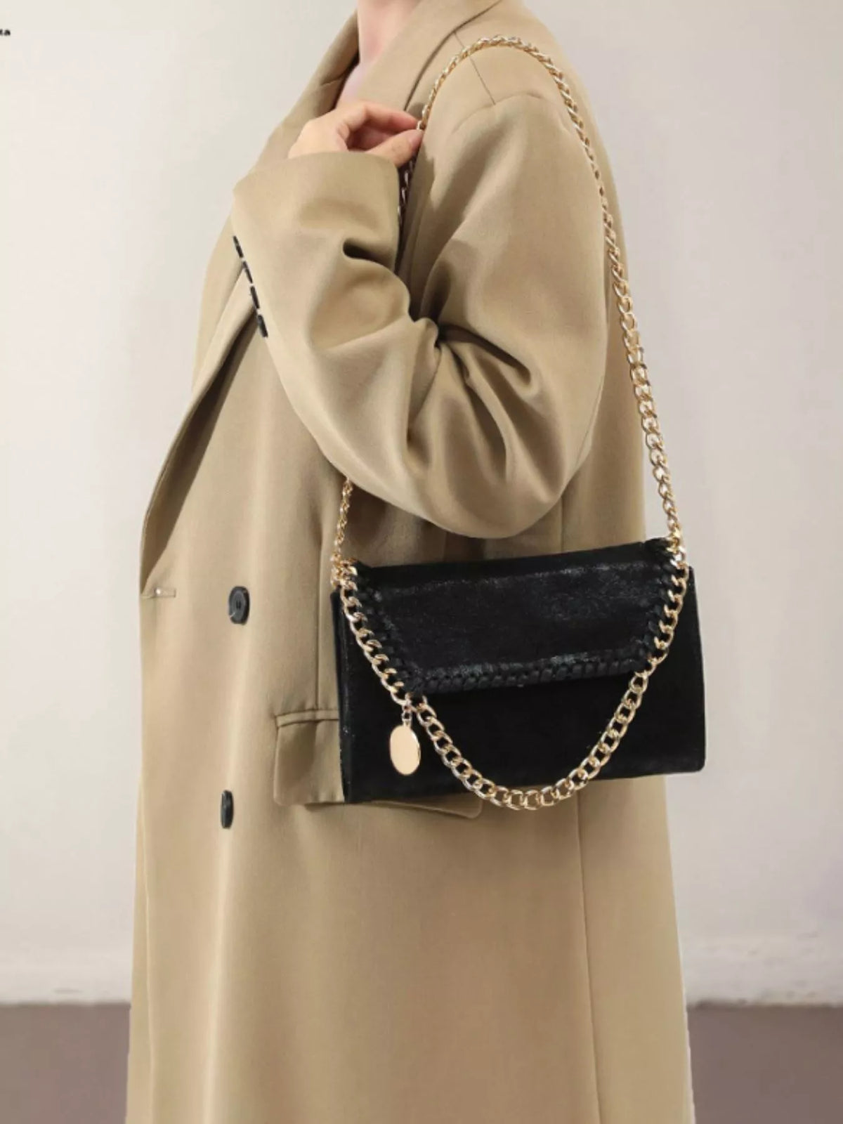 Matte PU Leather Textured Chain-Strap Shoulder Bag in Black, view 2