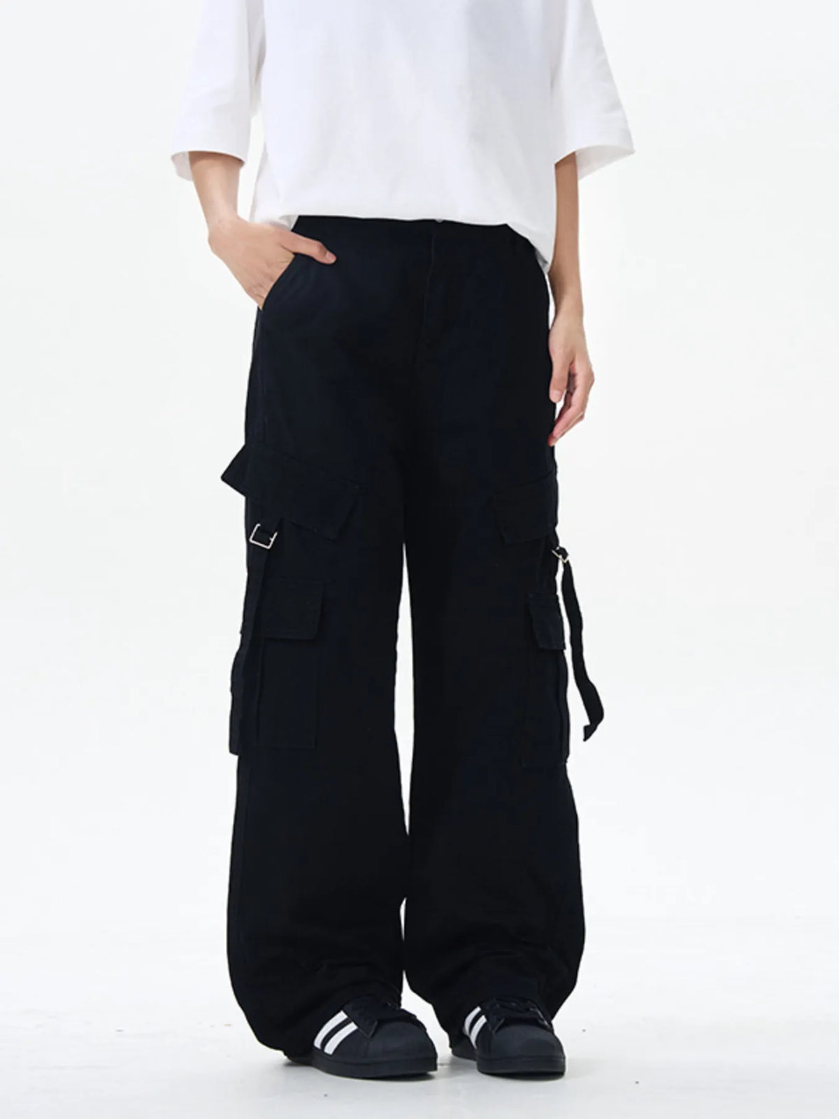 Men's Wide Leg Cargo Pants, view 3