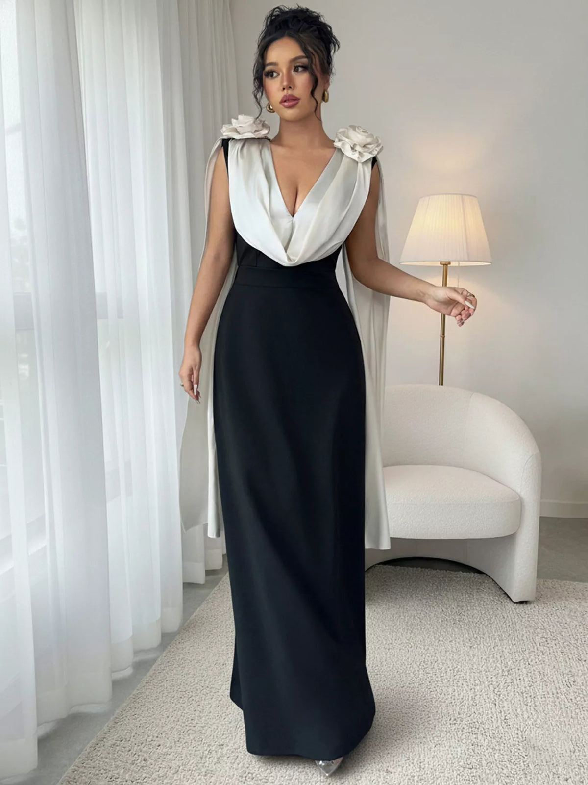 Floral Applique Two Tone Maxi Dress - Lilixa.store