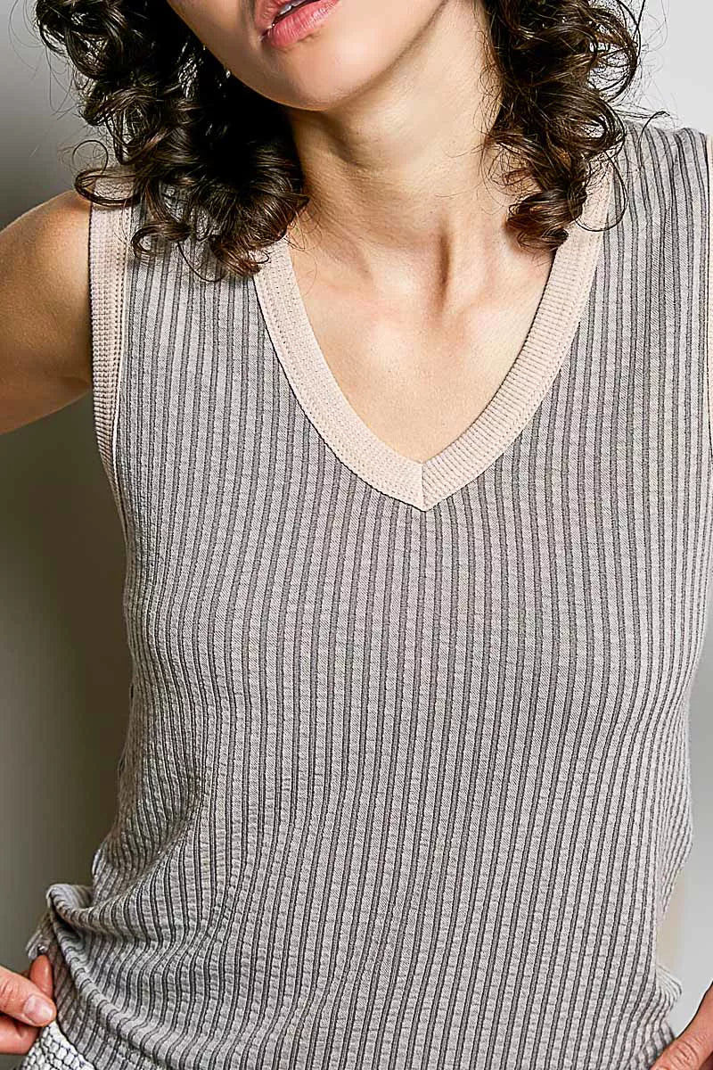 POL V-Neck Contrast Ribbed Sleeveless Tank - Lilixa.store