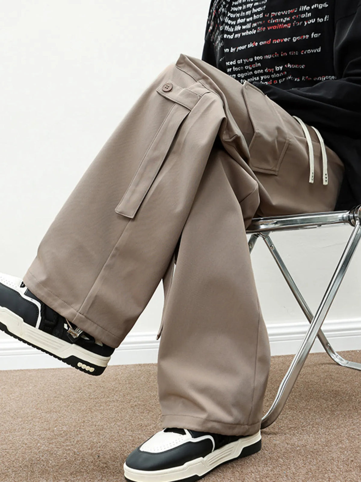 Men's Plus Size Loose Fit Cargo Pants with Drawstring in Light Brown
