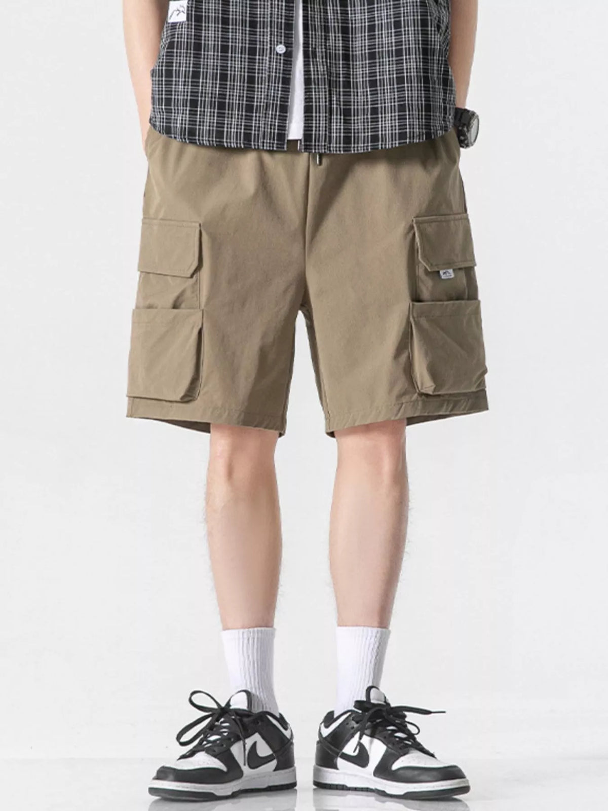 Men's Plus Size Loose Fit Cargo Shorts in Khaki