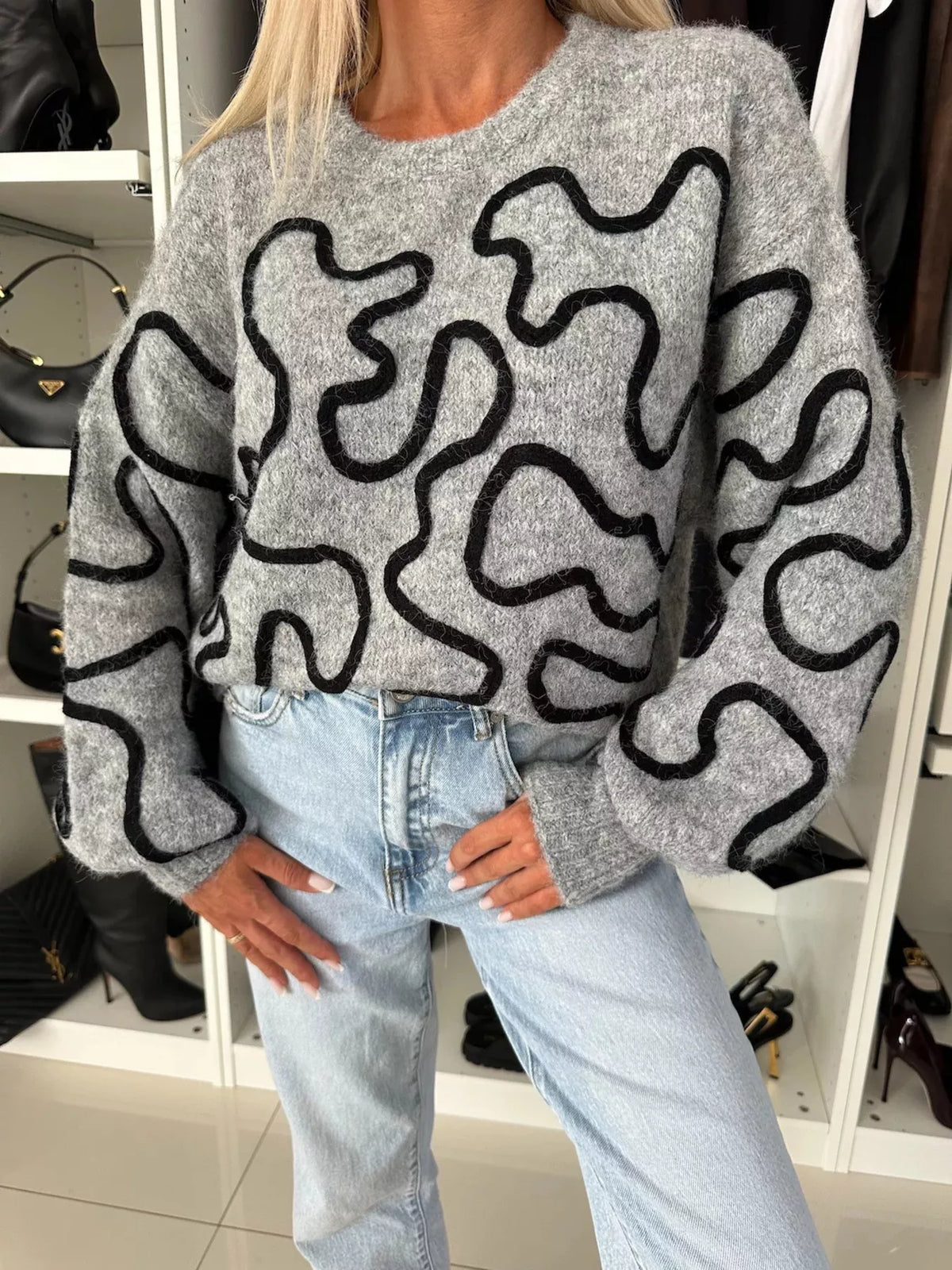 Abstract Pattern Oversized Round Neck Sweater in Light Gray