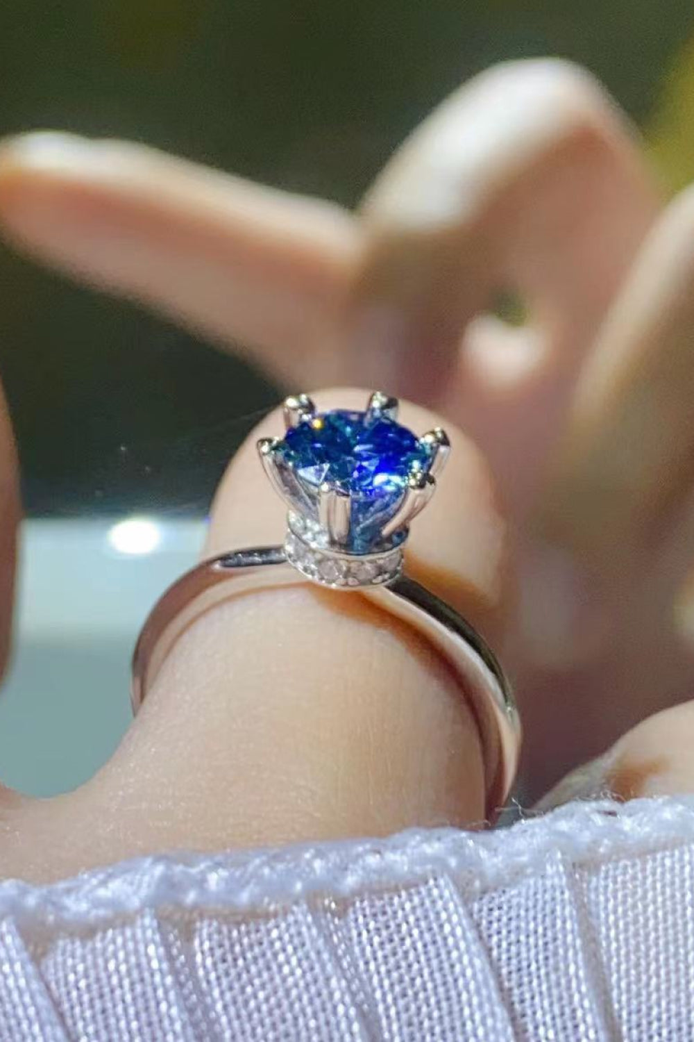 1 Carat Moissanite 6-Prong Solitaire Ring - Lilixa.store