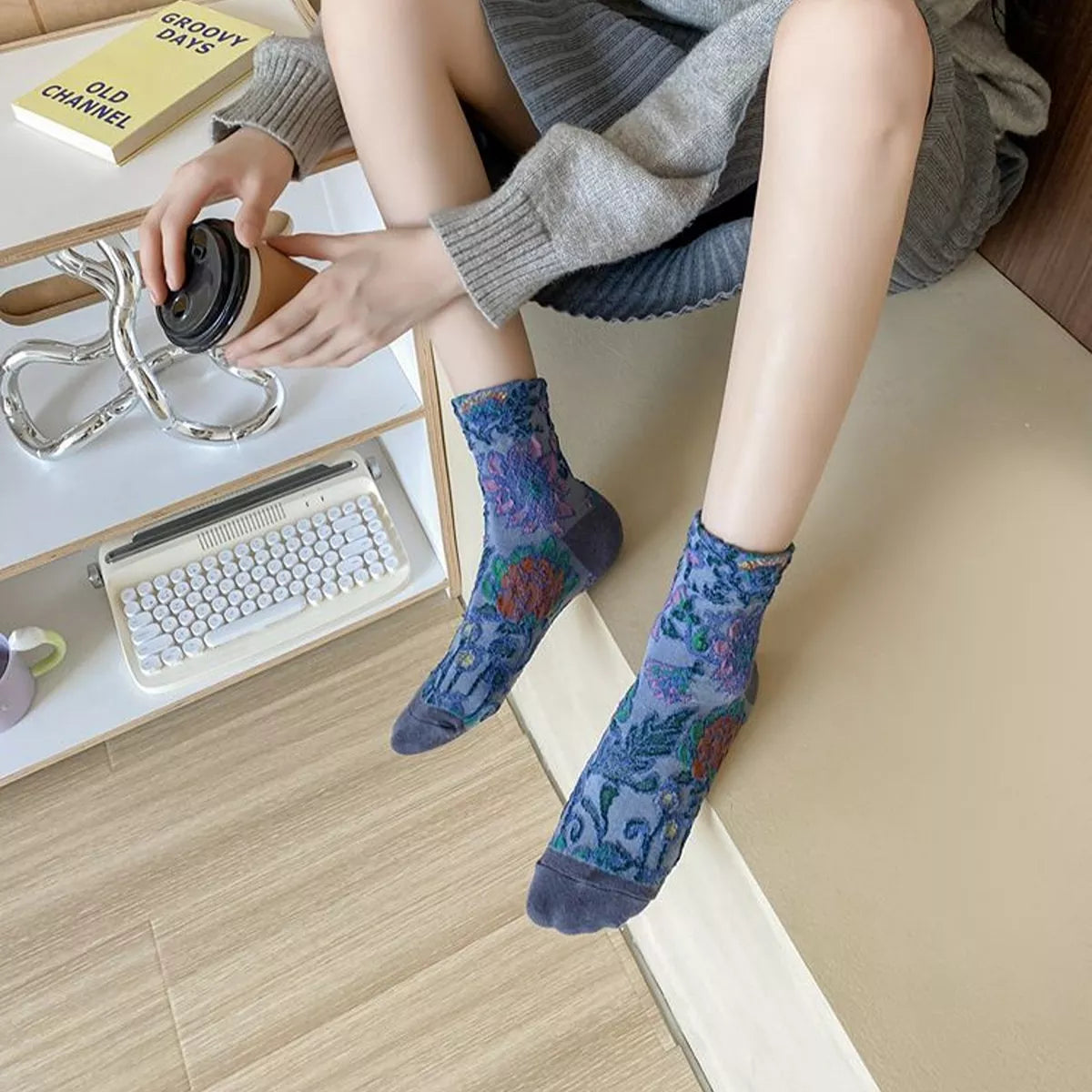 Floral Jacquard Crew Socks - Lilixa.store