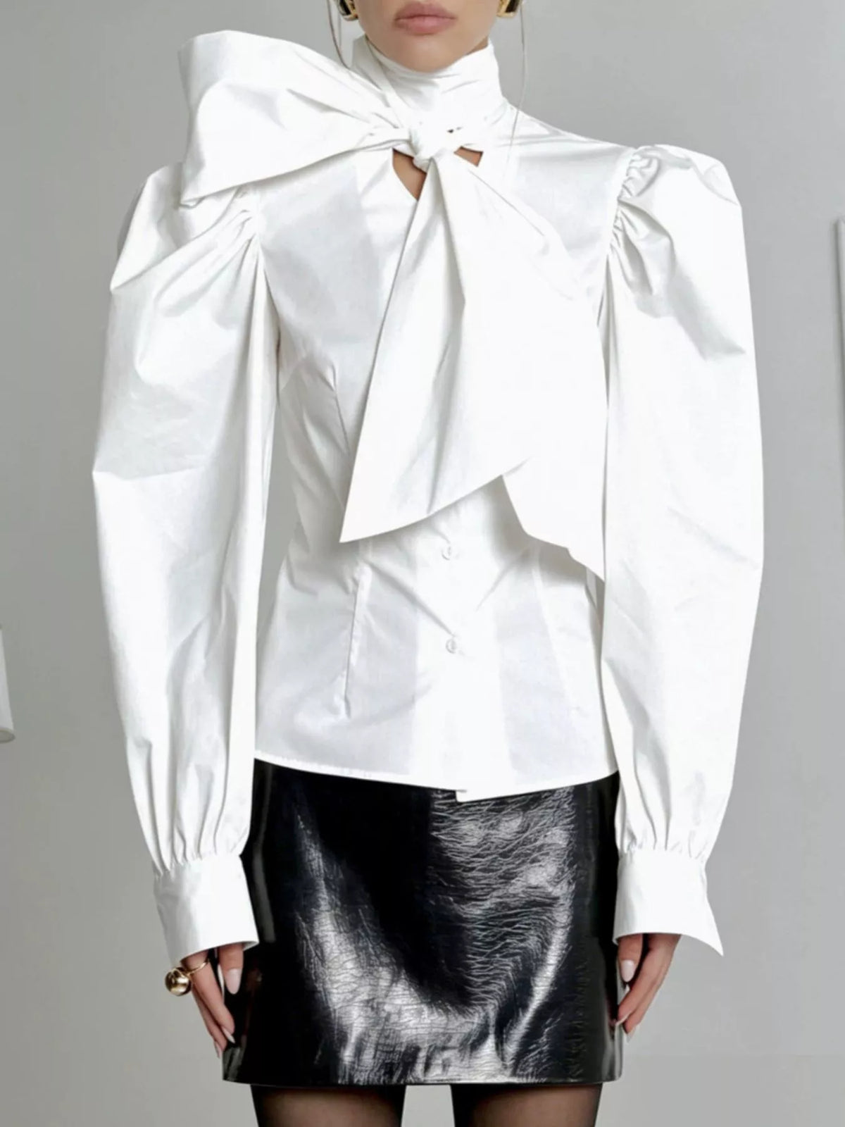 Bow Tie Puffed Sleeves Blouse in White
