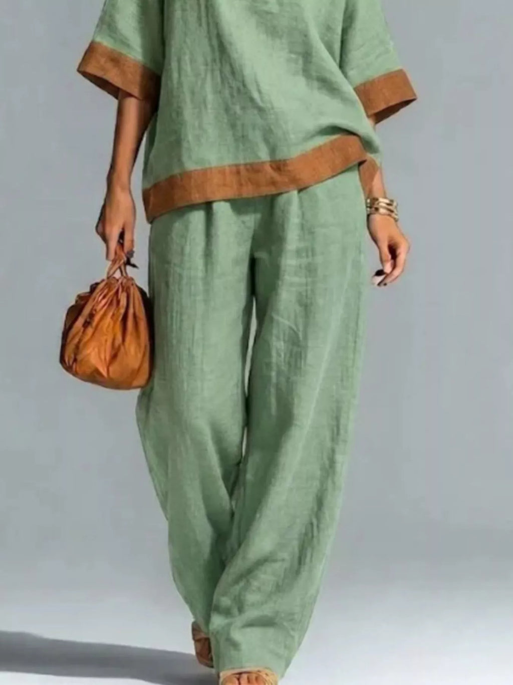 Full Size Contrast Trim Top and Wide Leg Pants Set Plus Size - Lilixa.store