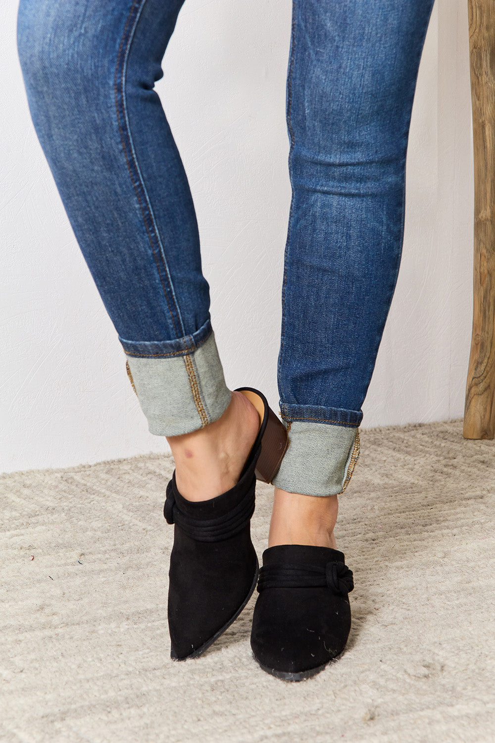 East Lion Corp Pointed-Toe Braided Trim Mules - Lilixa.store
