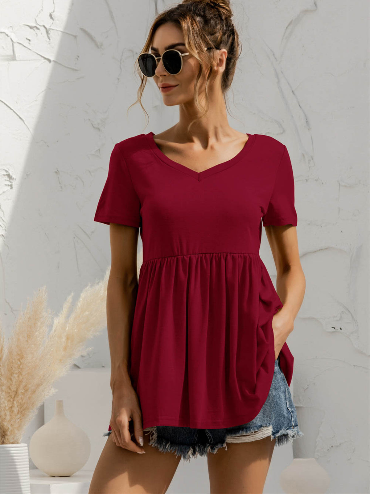 V-Neck Short Sleeve Babydoll Top in Burgundy