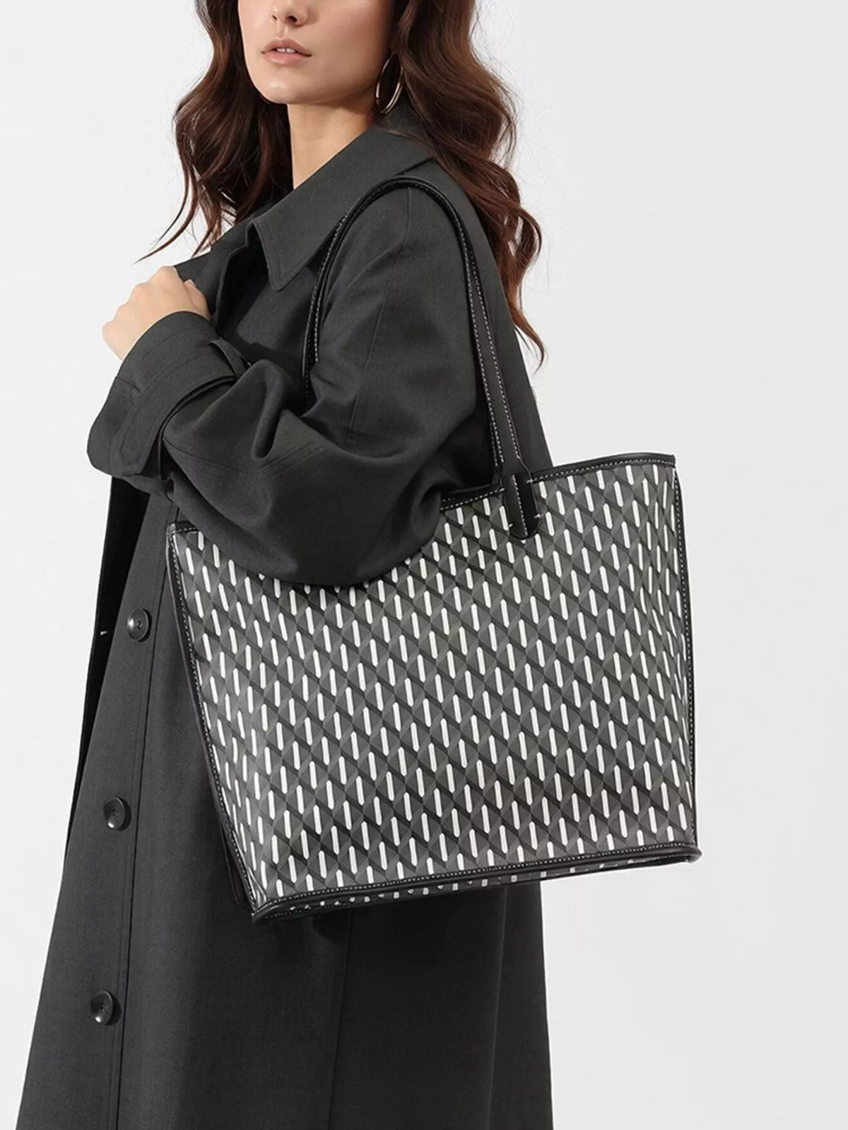 Geometric Pattern Tote Handbag in Black, view 2