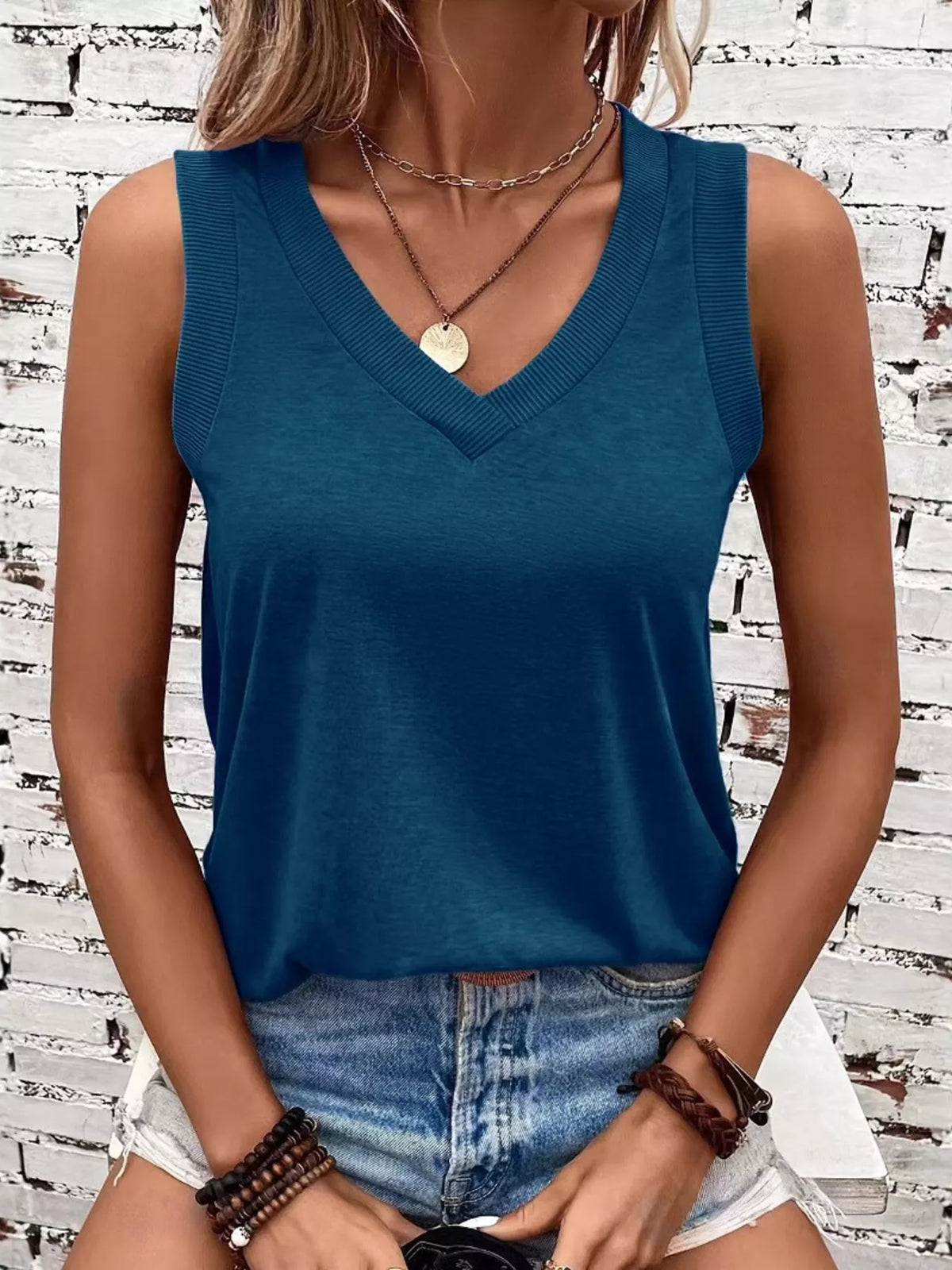V-Neck Ribbed Trim Tank - Lilixa.store
