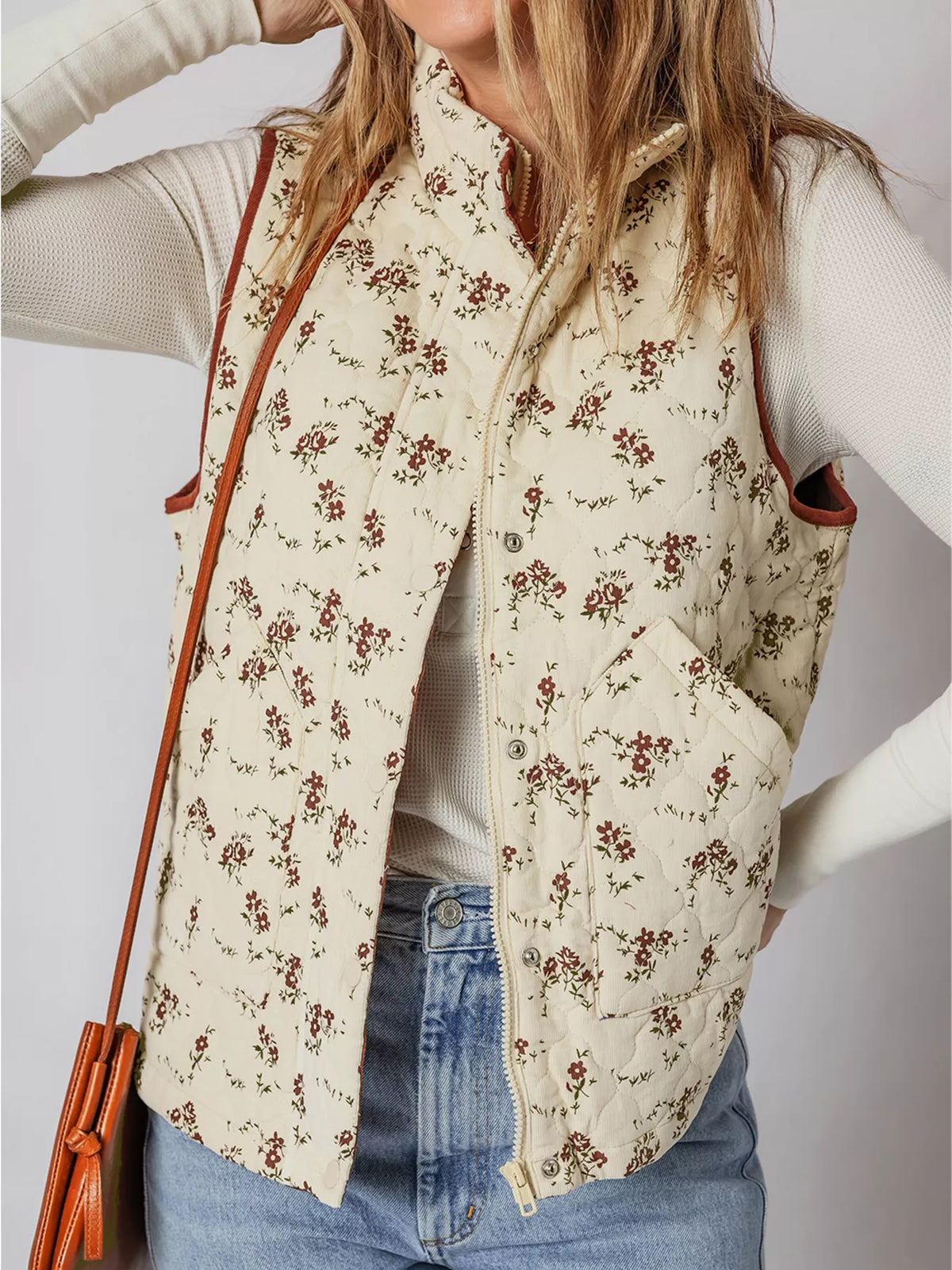 Floral Print Zip Up Quilted Vest in Beige, view 8