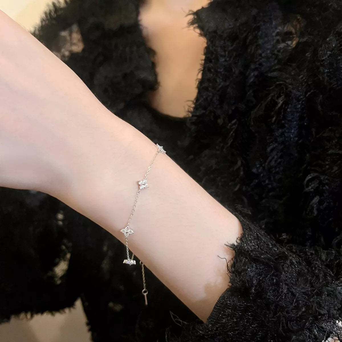 Clover Charm Bracelet - Lilixa.store
