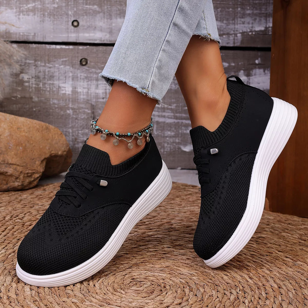 Round Toe Lace Up Sneakers - Lilixa.store