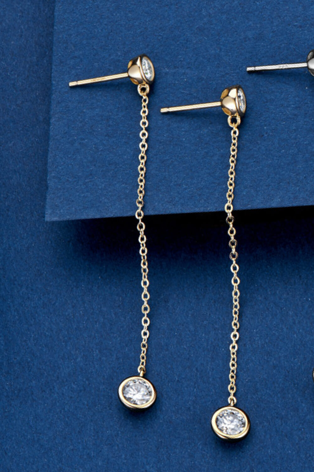 Adored Moissanite Chain Earrings - Lilixa.store