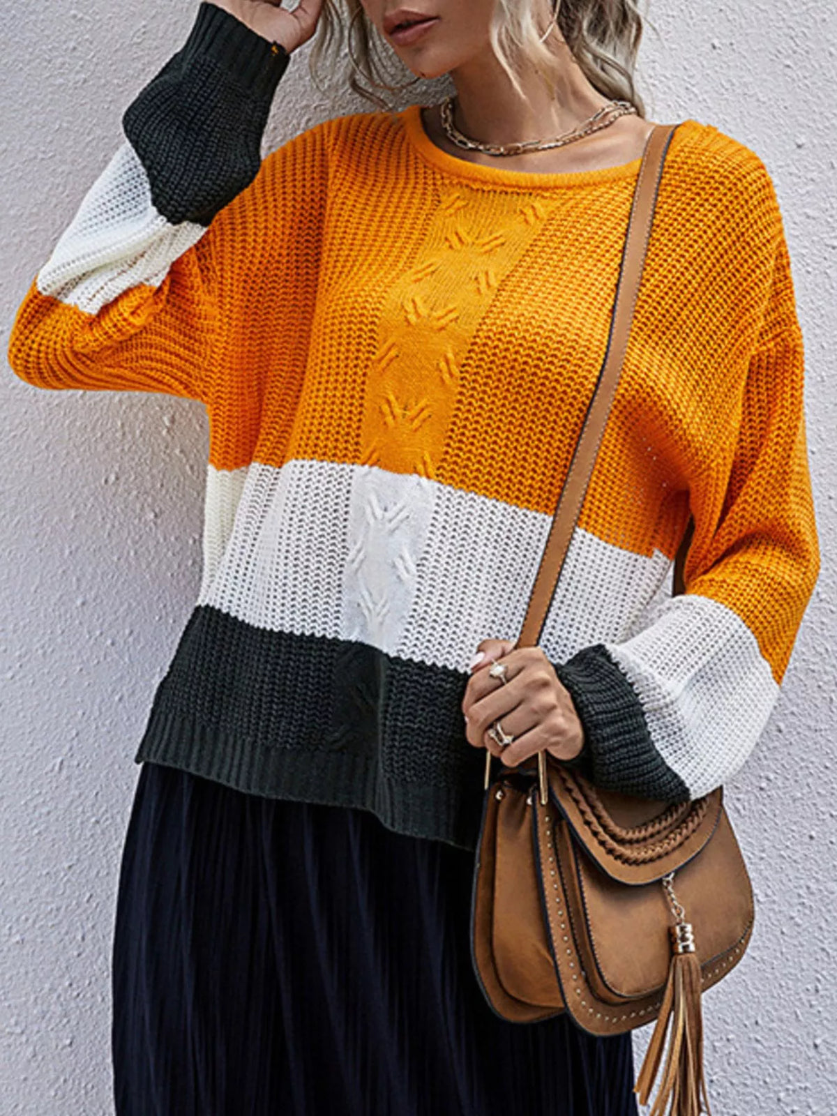 Color Block Round Neck Sweater - Lilixa.store