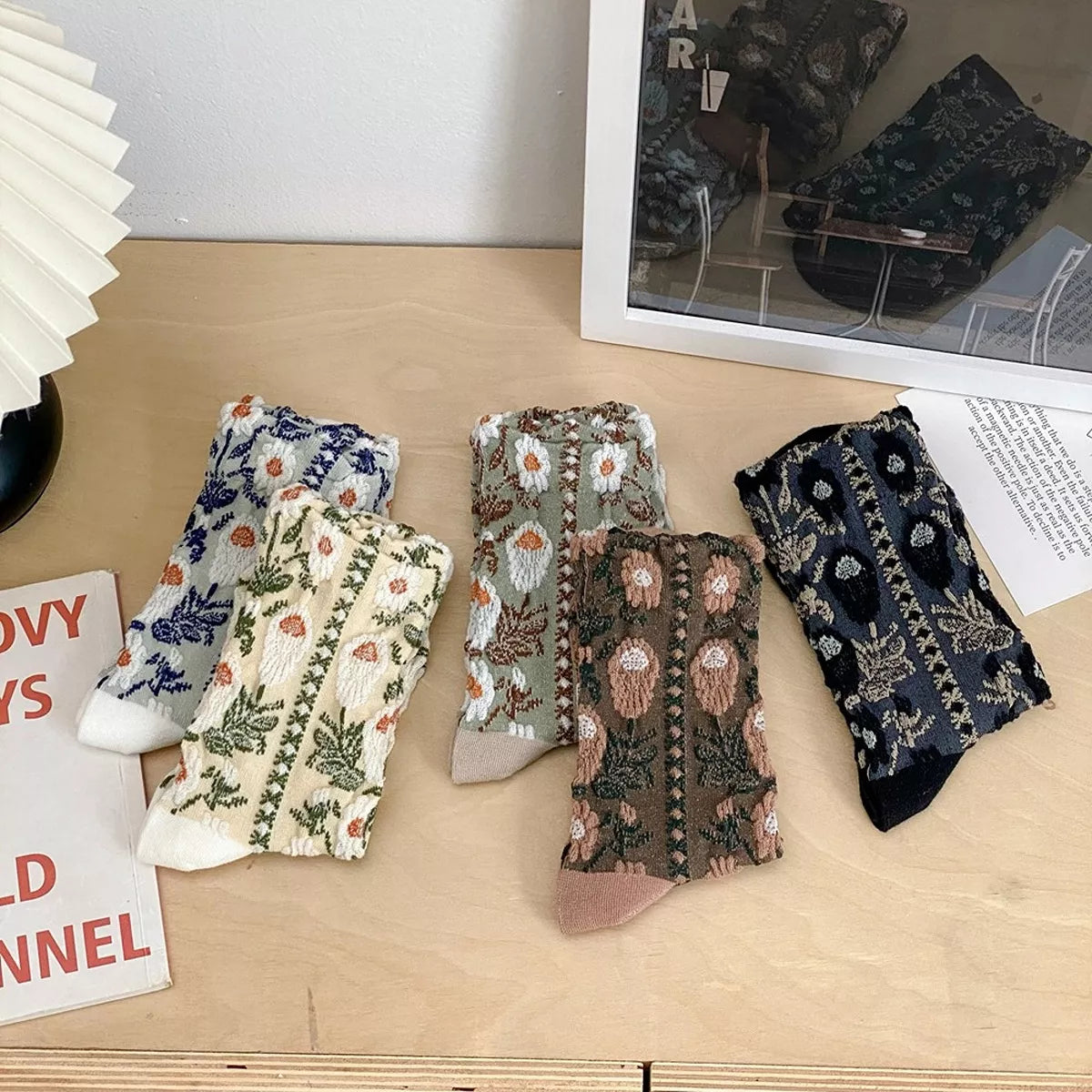 Vintage Jacquard Crew Socks - Lilixa.store