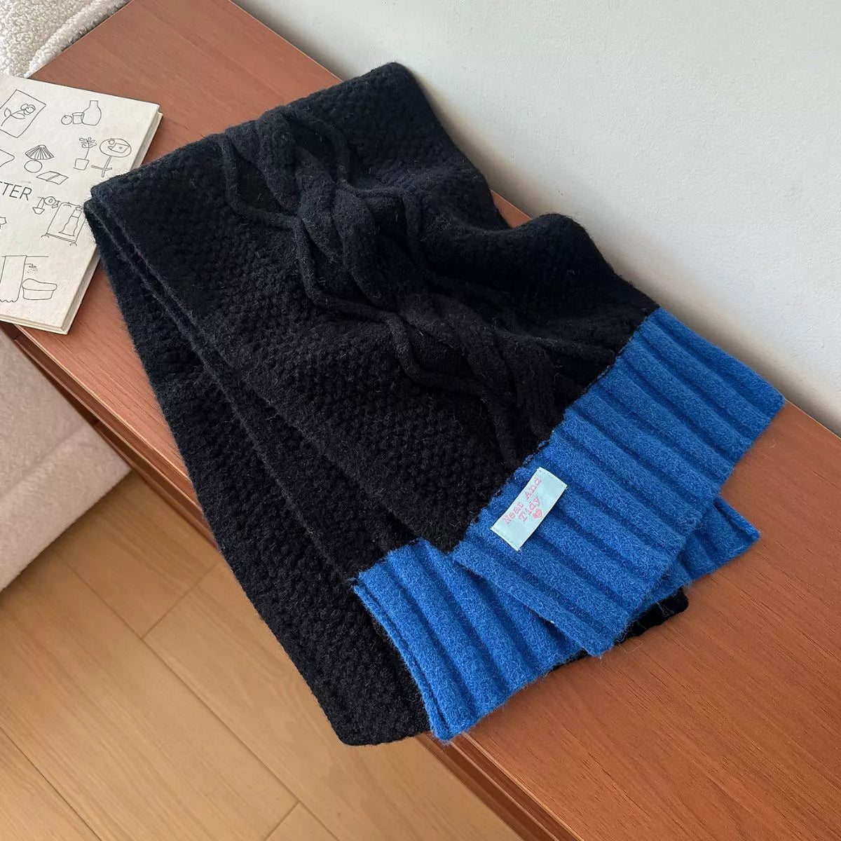Two-Tone Cable Knitted Scarf - Lilixa.store