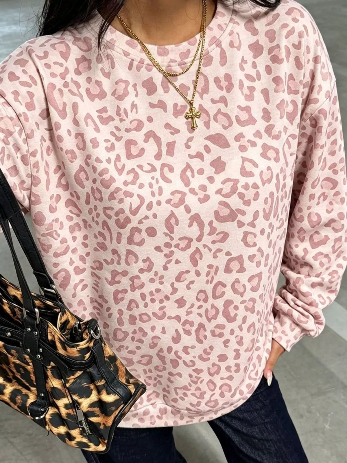 Leopard Print Crew Neck Sweatshirt - Lilixa.store