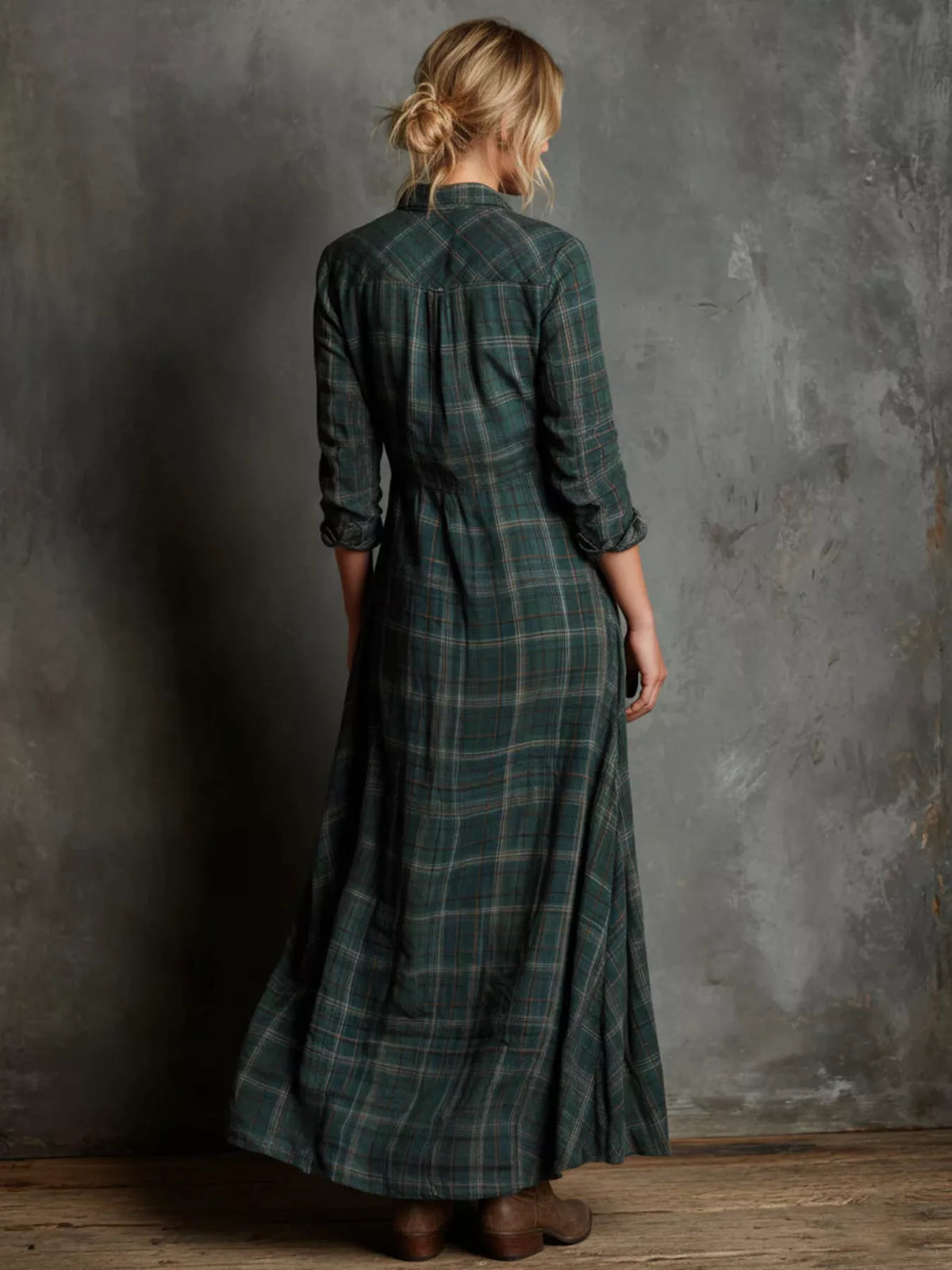 Vintage Plaid Button-Down Maxi Shirt Dress in Dark Green, view 3