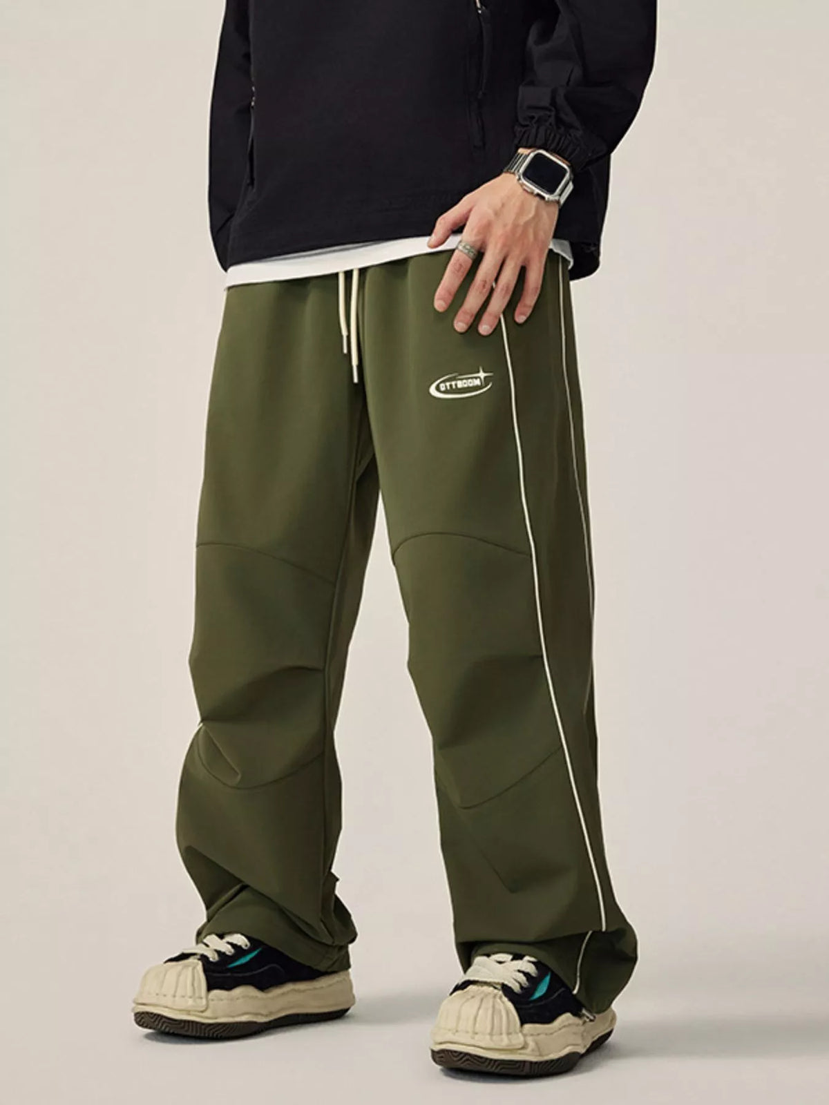 Men's Drawstring Wide Leg Pants in Bean Green