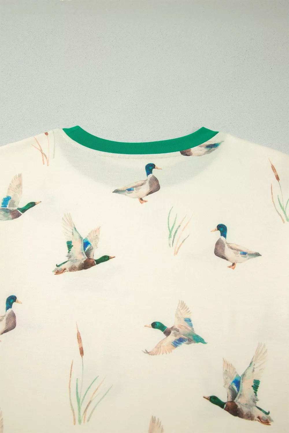 Mallard Printed Colorblock Trim Short Set - Lilixa.store