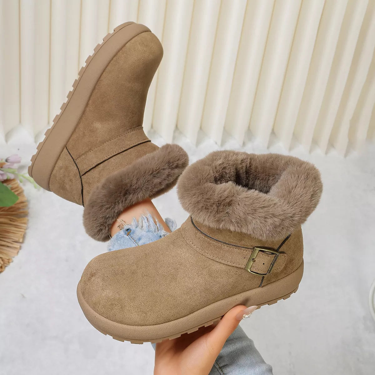 Round Toe Fuzzy Boots - Lilixa.store