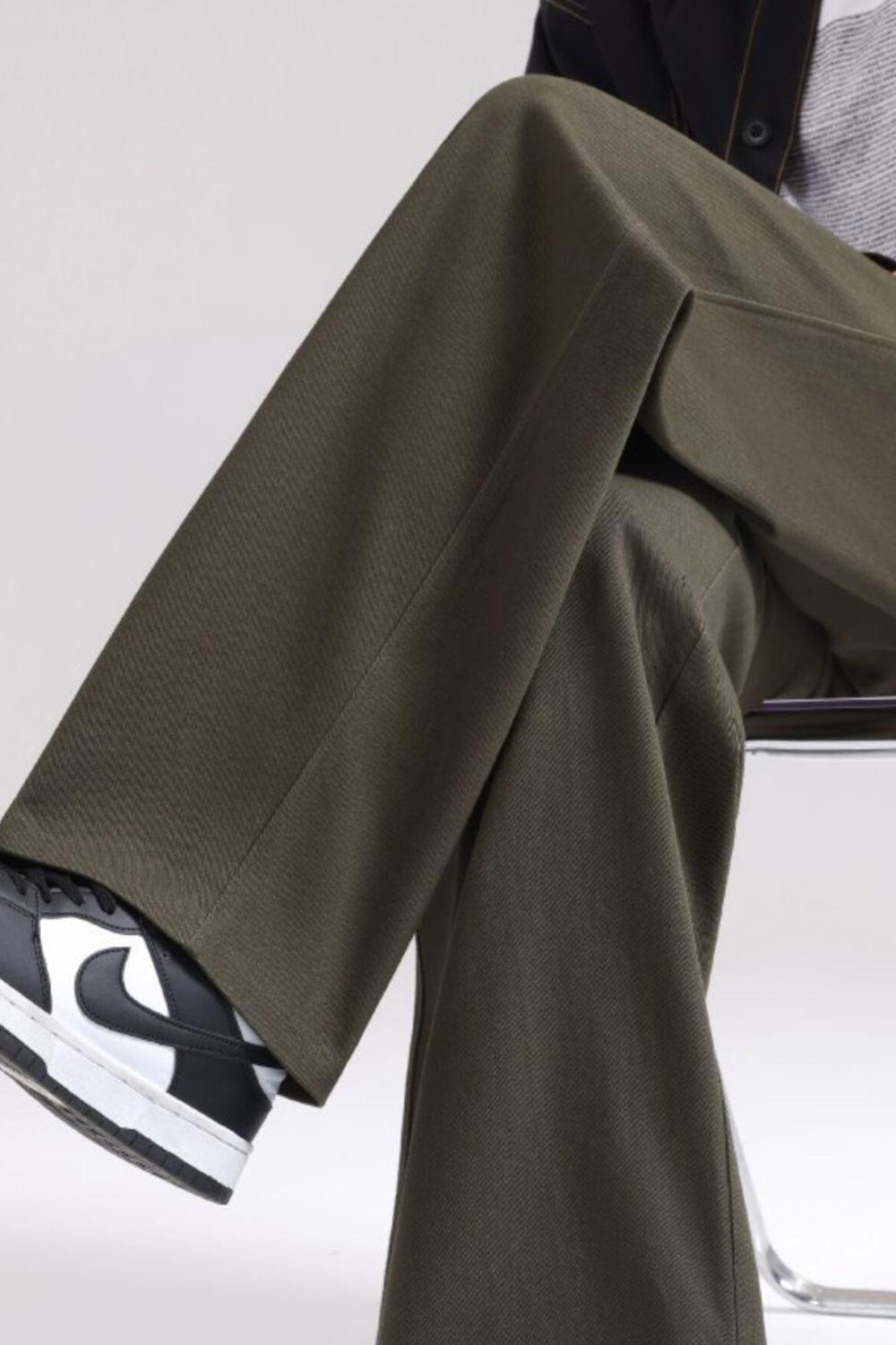 Men's Plus Size Relaxed Fit Drawstring Pants in Army Green