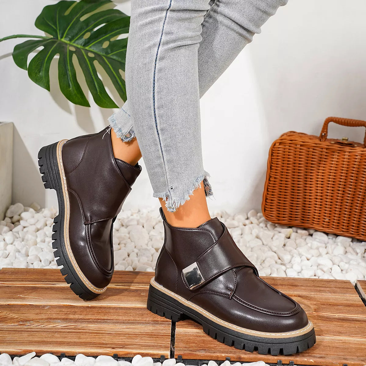 Round Toe Block Heels Boots - Lilixa.store