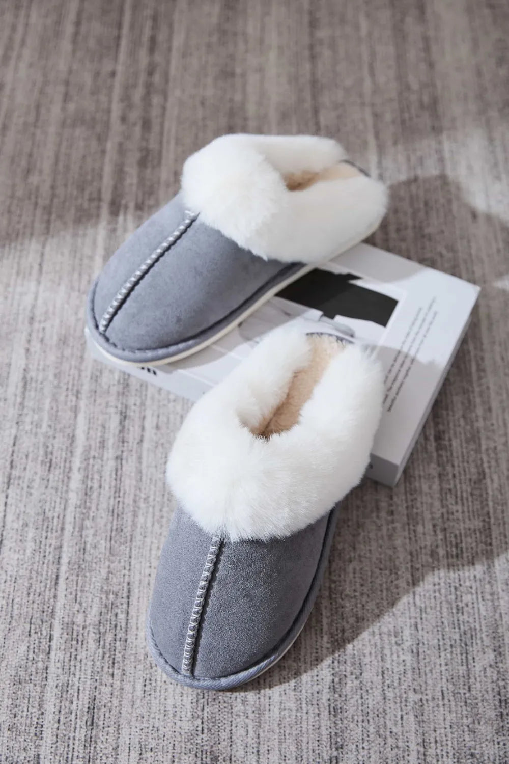 Faux Fur Round Toe Slippers - Lilixa.store