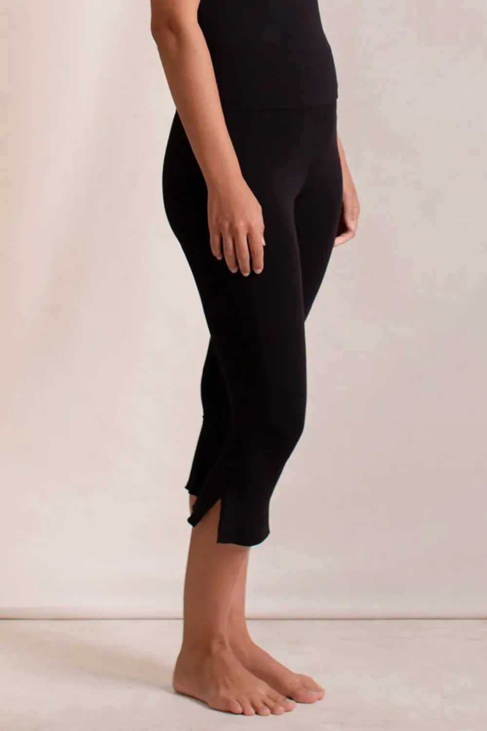 Side Slit Capris Leggings - Lilixa.store