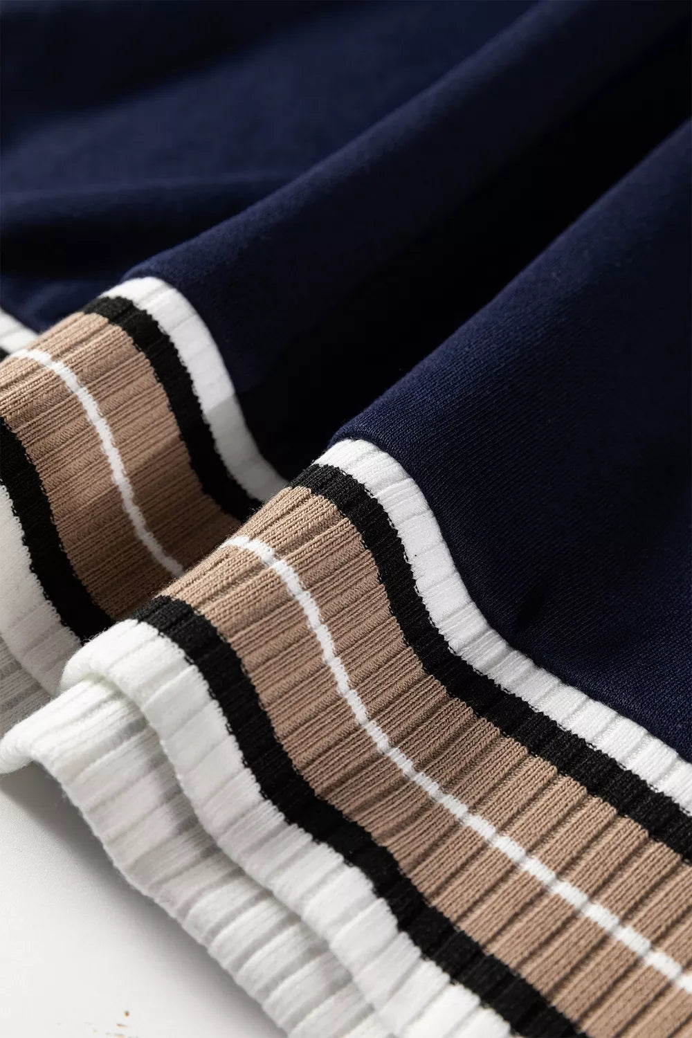 Contrast Striped Trim V Neck Sweatshirt - Lilixa.store