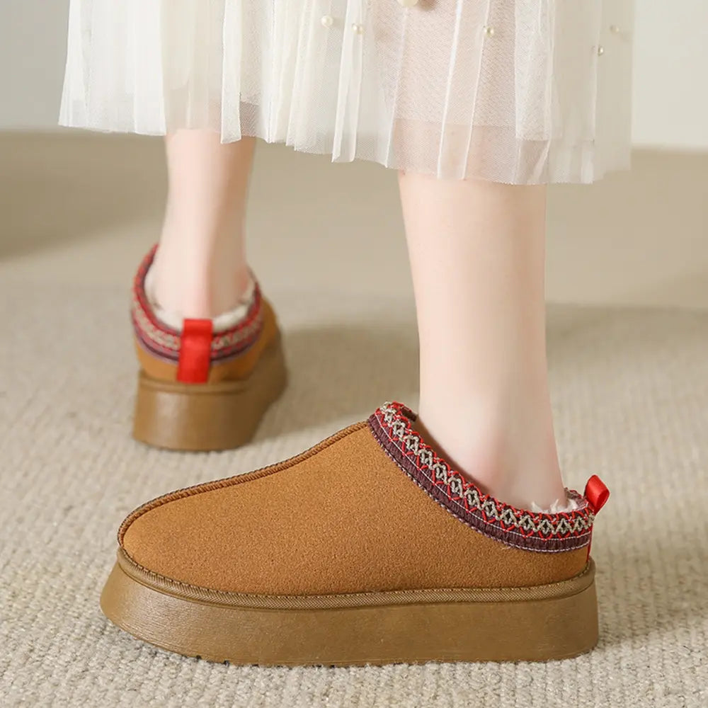 Faux Fur Center-Seam Slippers - Lilixa.store