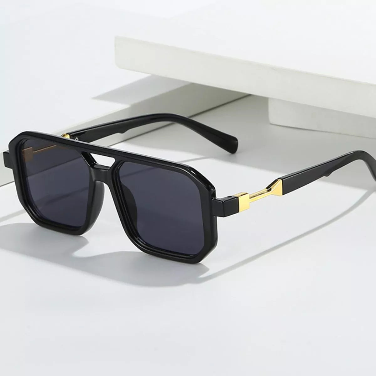 Oversized Square Sunglasses with Gradient Lenses - Lilixa.store