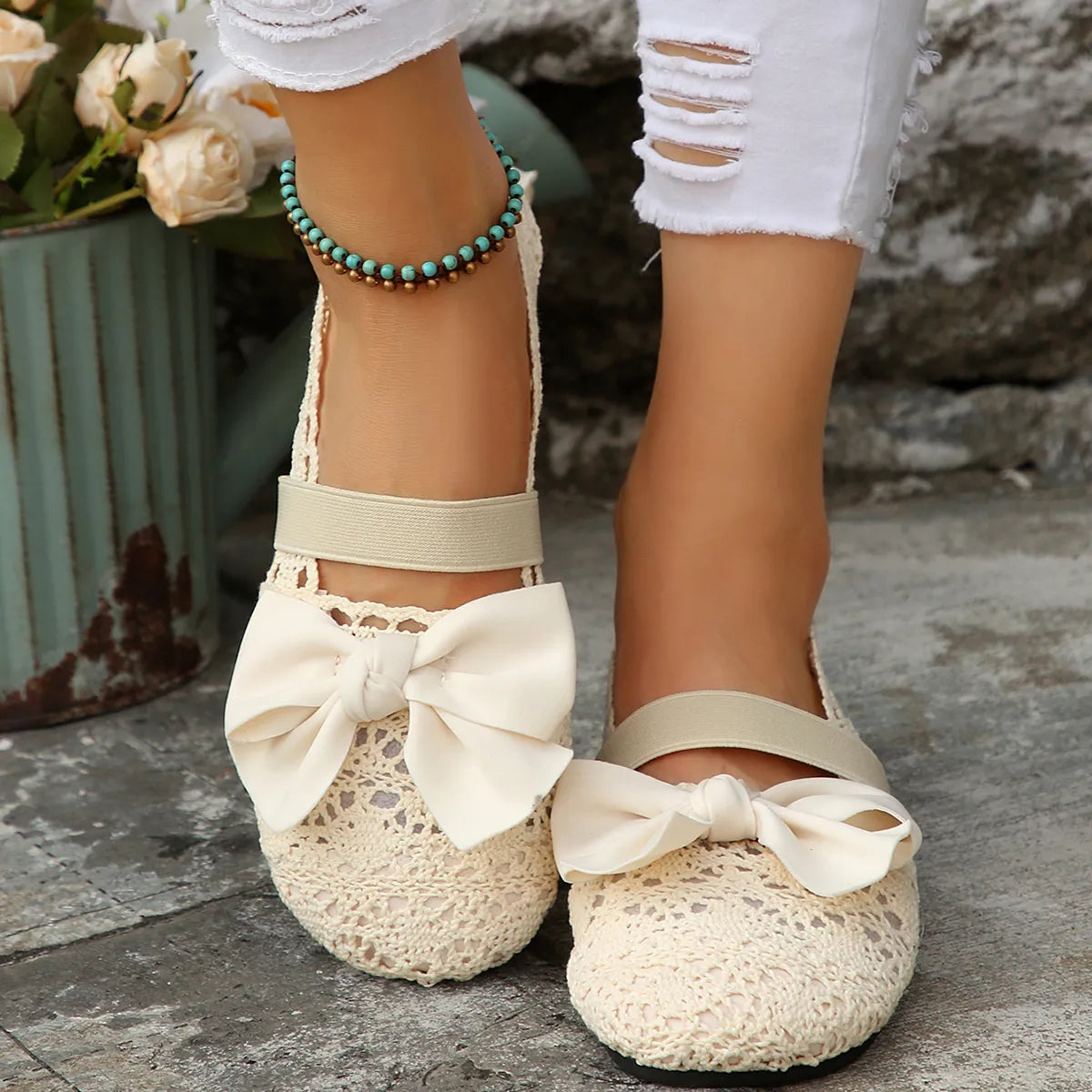 Bow Round Toe Flat Slip-Ons in Ivory