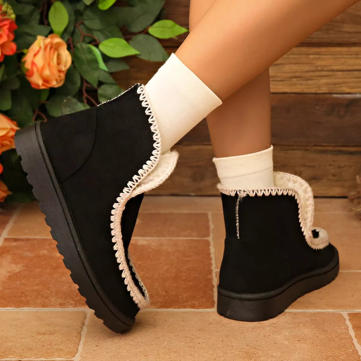 Round Toe Platform Boots
