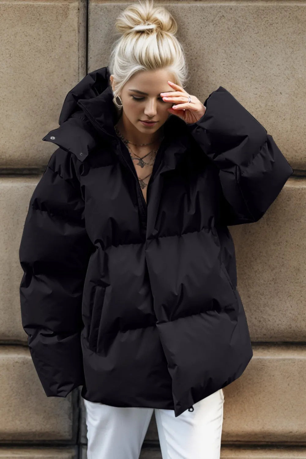 Pocketed Zip Up Hooded Puffer Jacket in Black