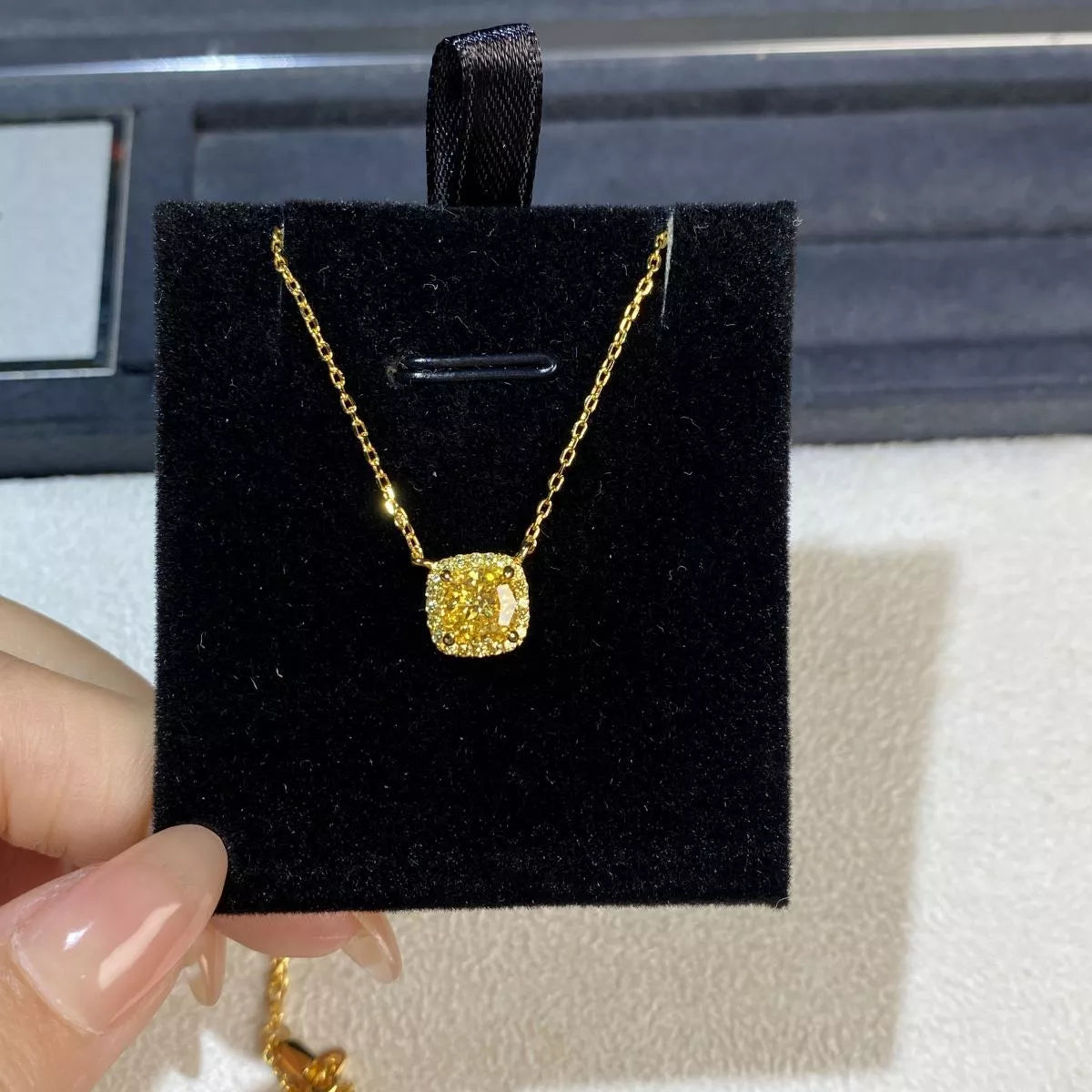 18K Gold-Plated Square Pendant Necklace - Lilixa.store