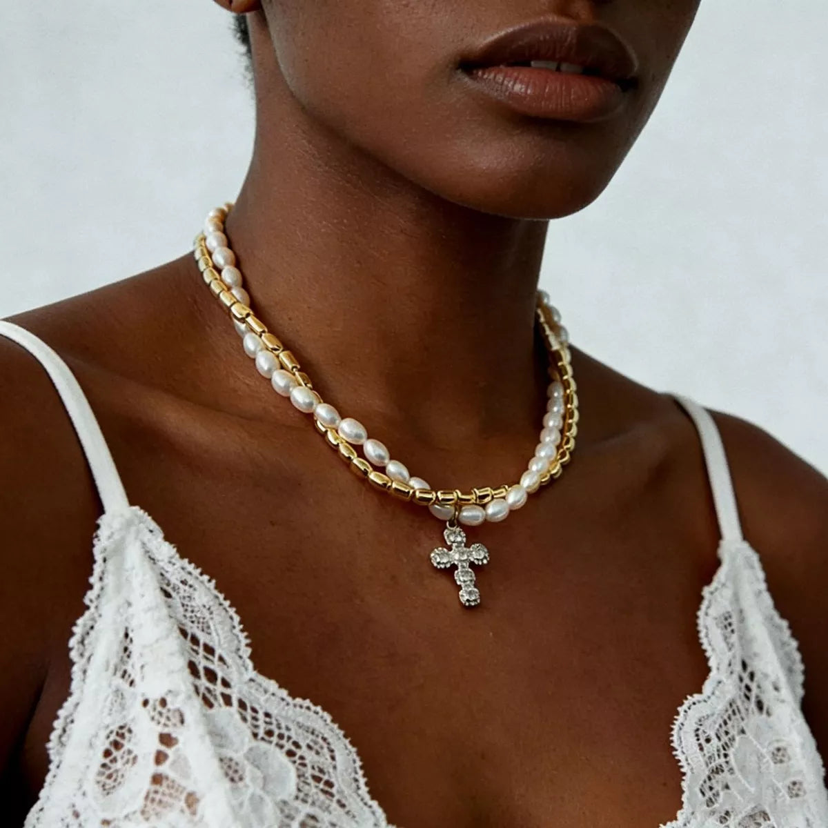 Elegant Pearl Alloy Necklace with Rhinestone Cross Pendant - Lilixa.store