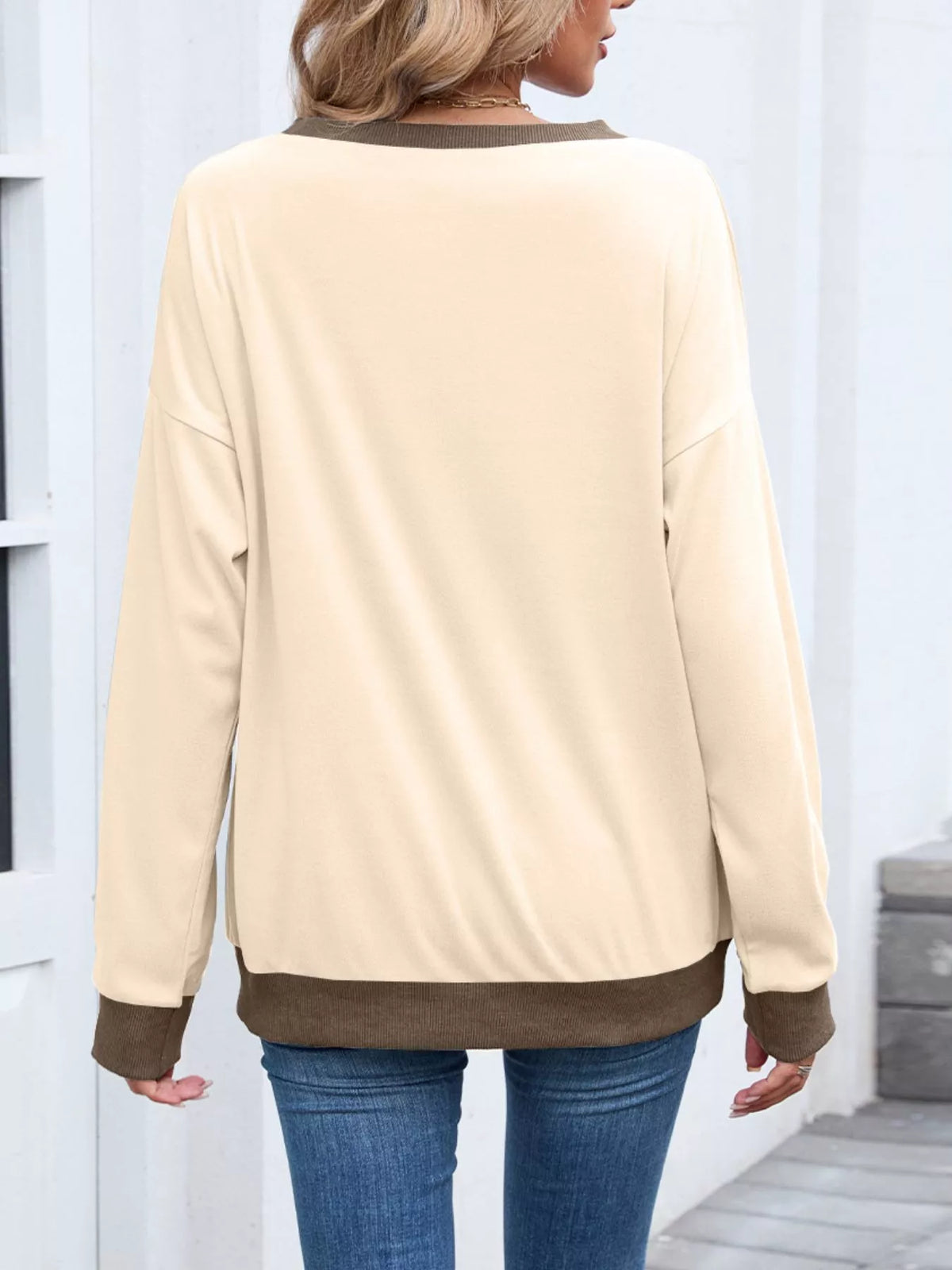 Contrast Trim Long Sleeve Sweatshirt - Lilixa.store