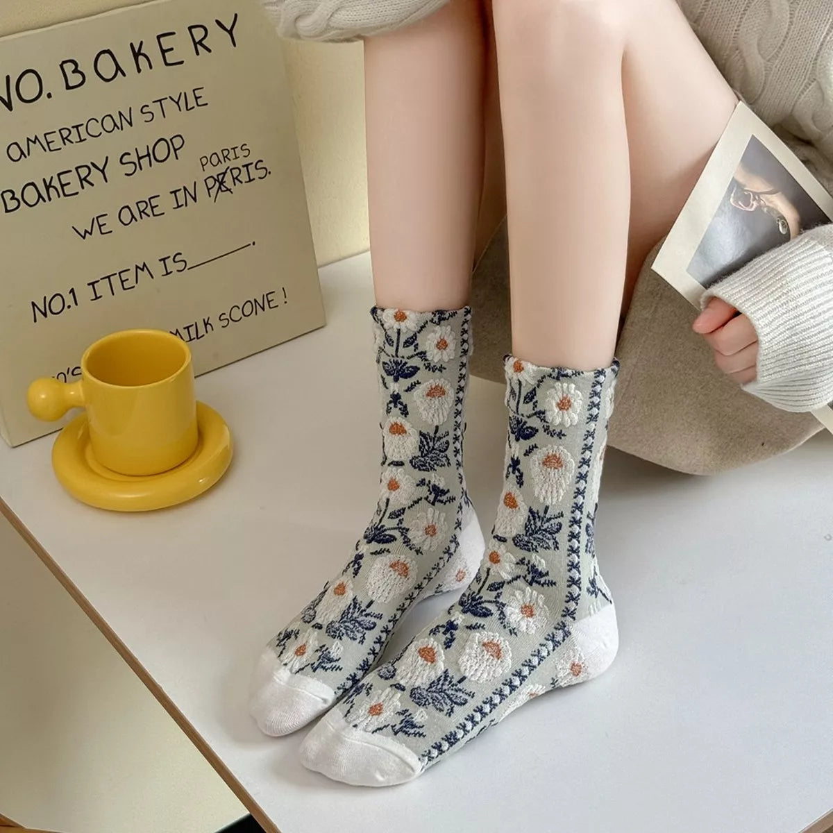 Vintage Jacquard Crew Socks - Lilixa.store