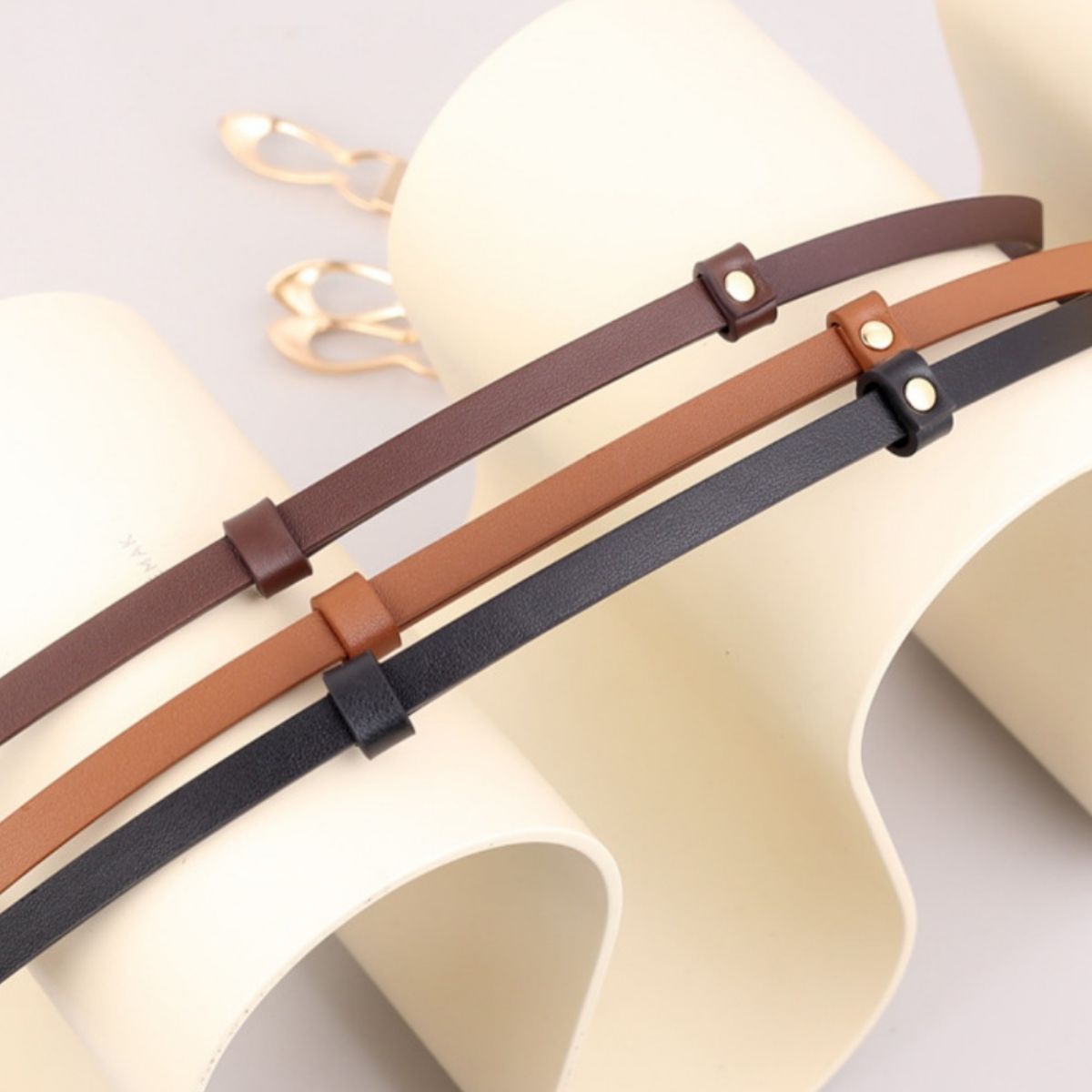 Skinny Leather Belt with Interlocking Buckle - Lilixa.store