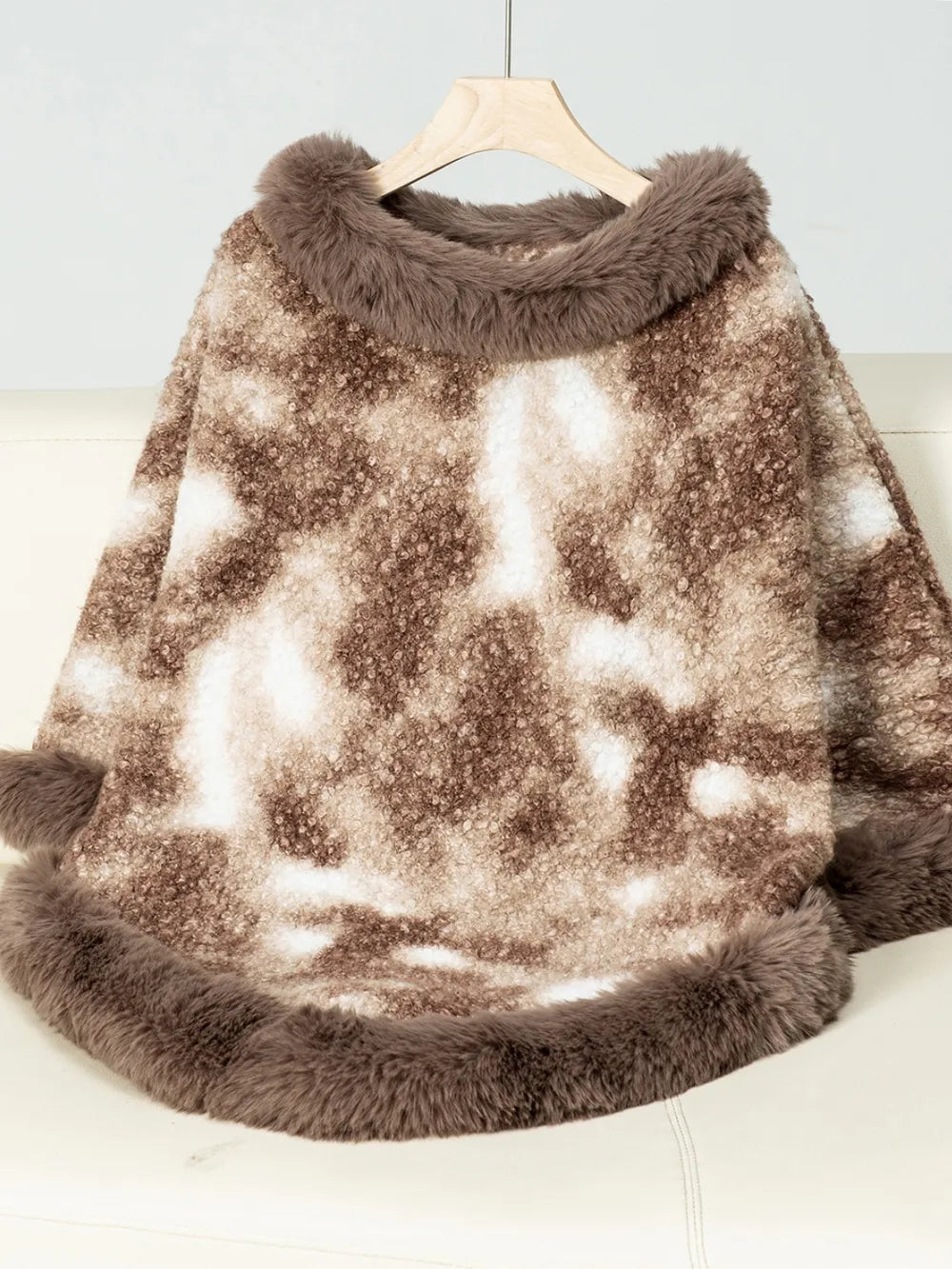 Furry Contrast Three-Quarter Poncho - Lilixa.store