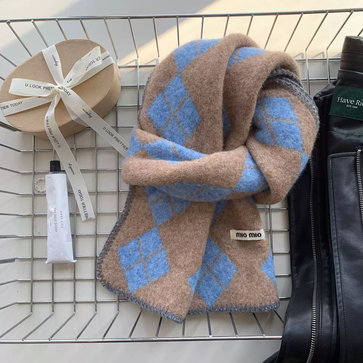 Argyle Pattern Warm Scarf - Lilixa.store