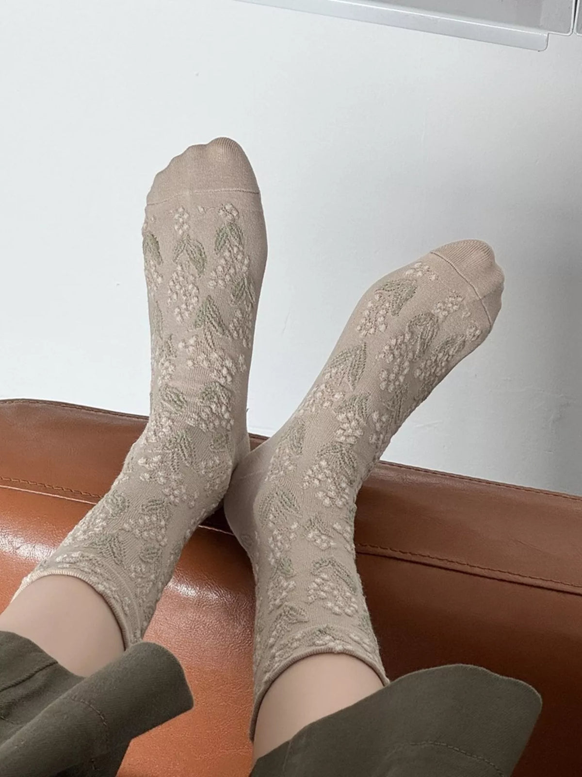 Vintage Textured Crew Socks - Lilixa.store