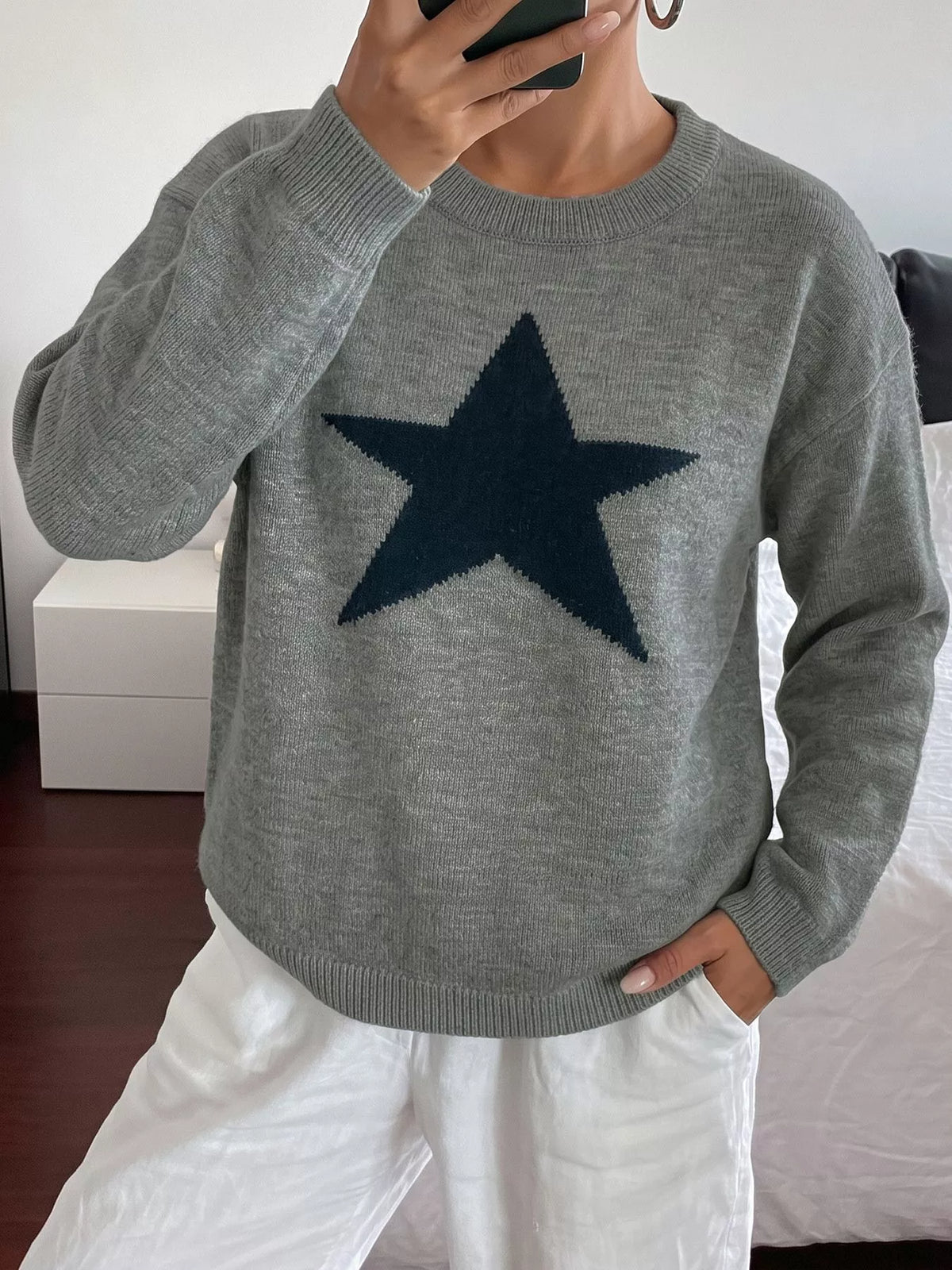 Star-Patterned Dropped Shoulder Sweater in Gray, view 3