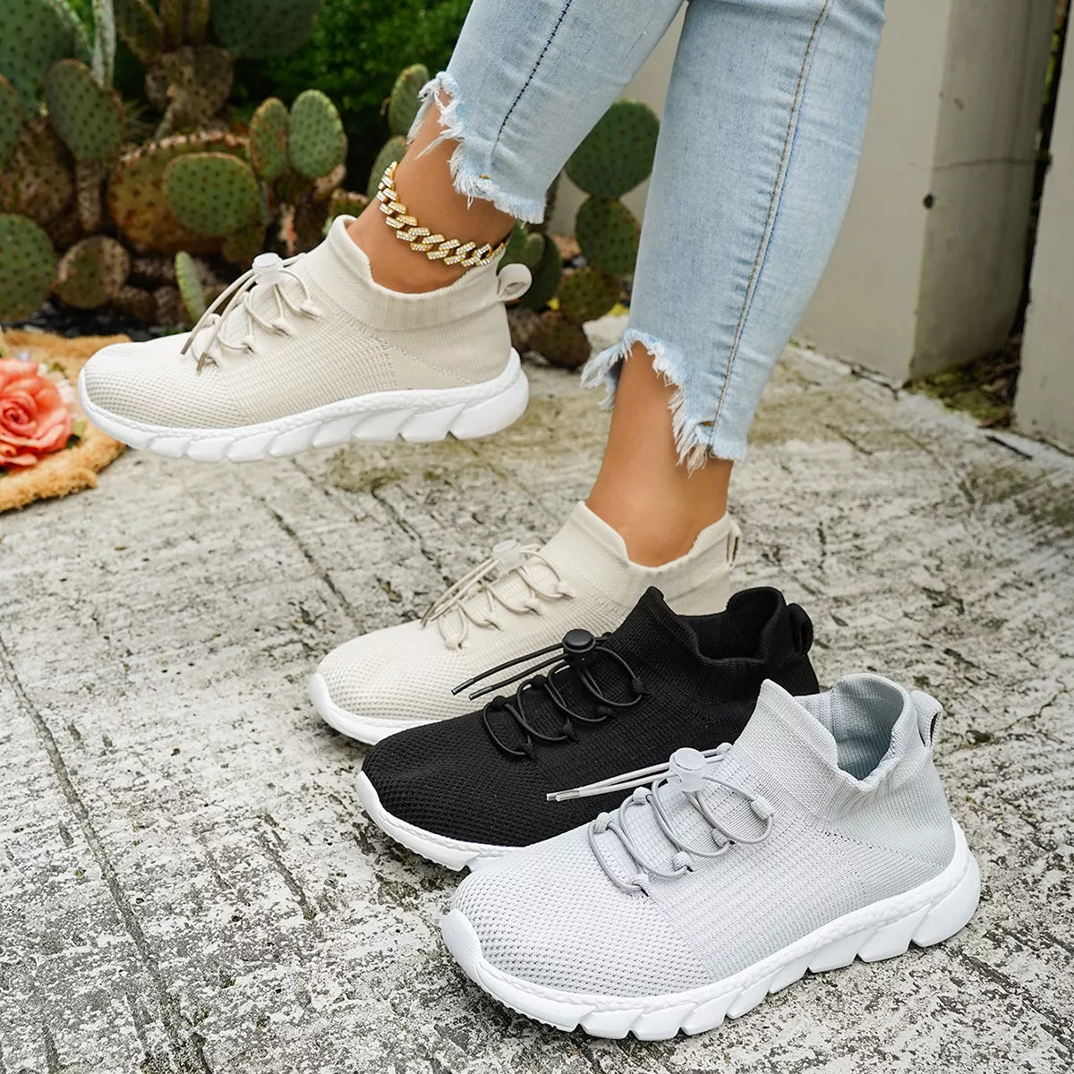 Round Toe Lace Up Sneakers