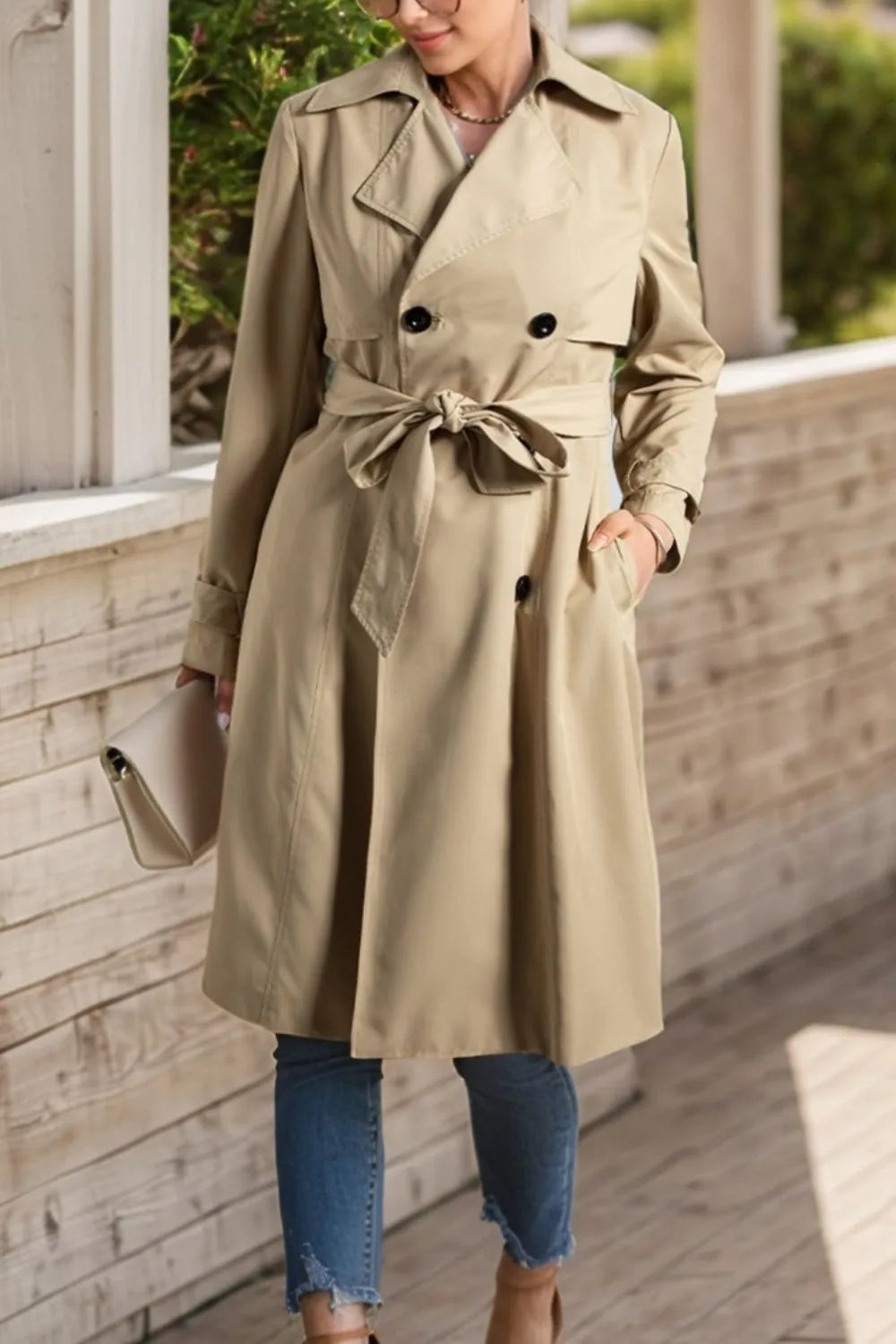 Collared Neck Tie Waist Buttoned Long Sleeve Trench Coat in Dust Storm