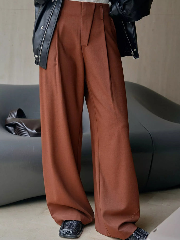 High-Waisted Wide-Leg Pants in Dark Red