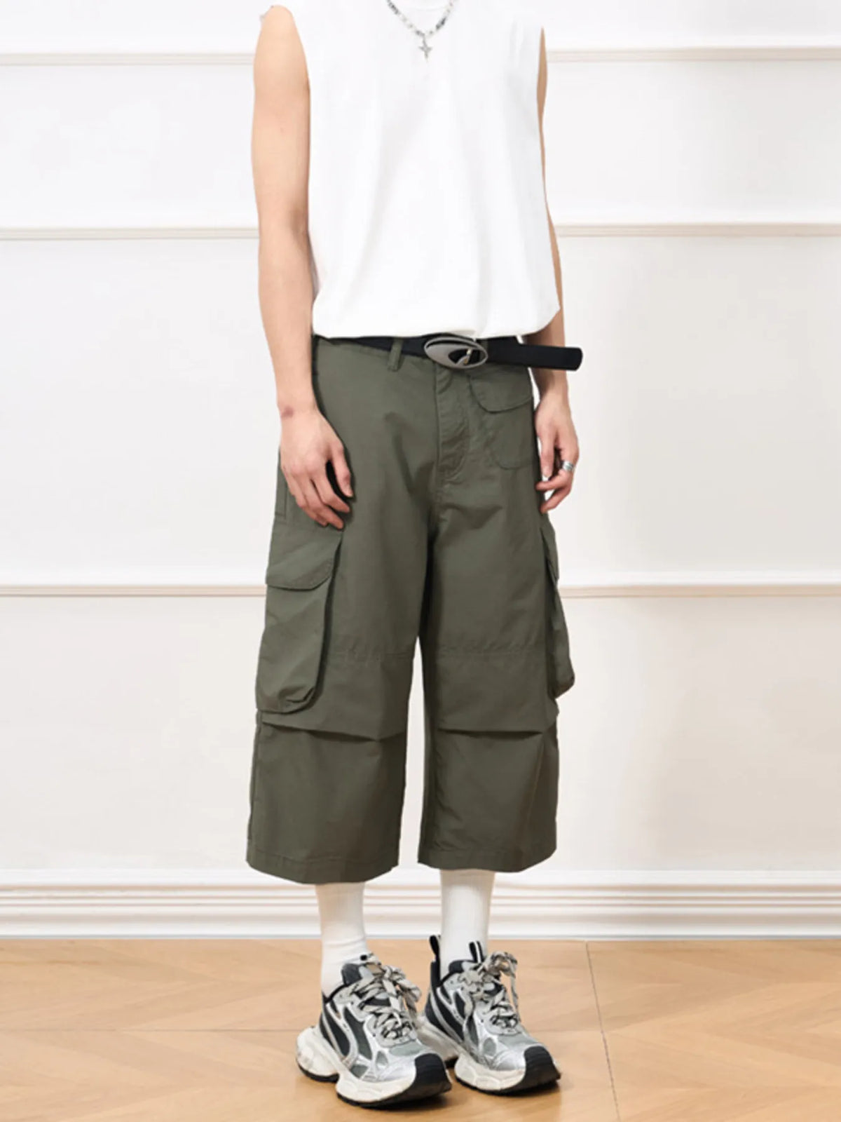 Men's Wide Leg Cropped Cargo Pants in Army Green, view 2